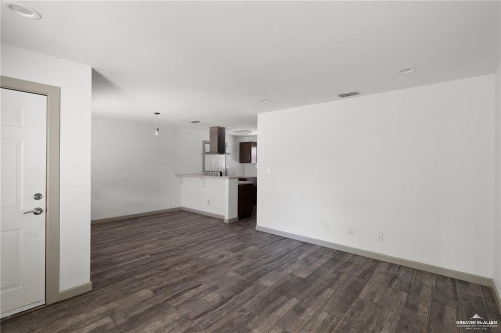 Photo 4 of 2120 Grambling Avenue