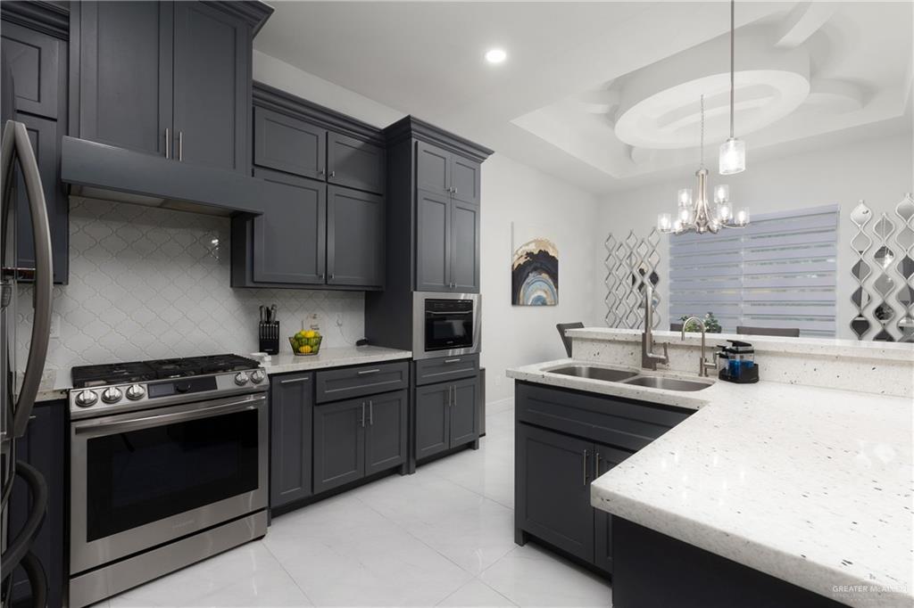 Photo 5 of 1213 Garden Ridge Avenue