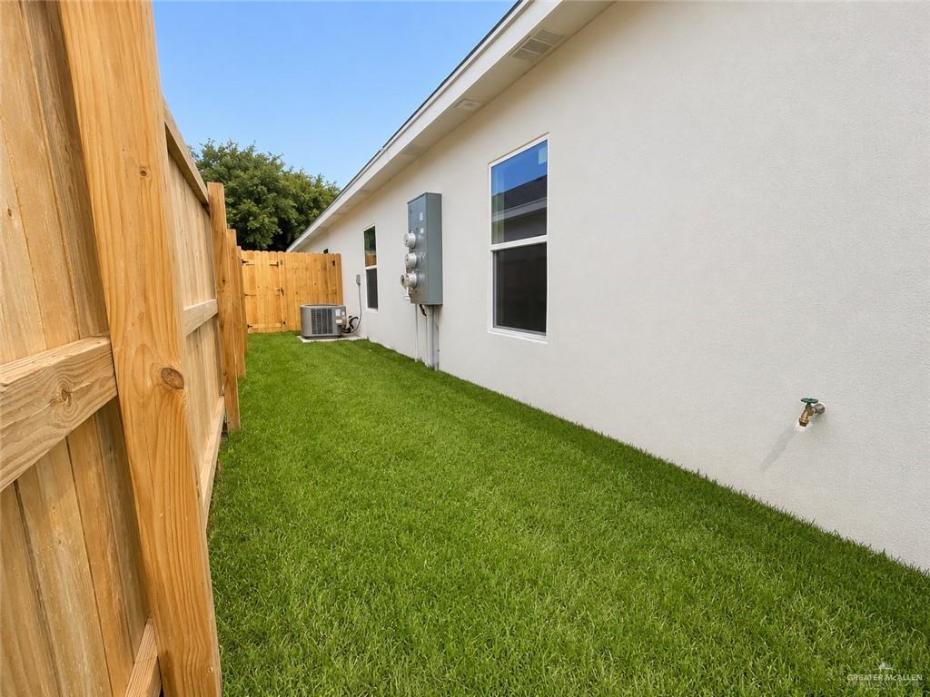 Photo 11 of 500 Emerald Avenue