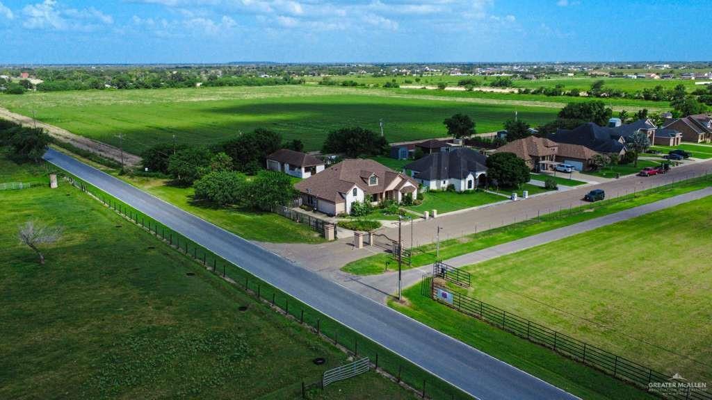 Photo 5 of 2000 Keralum Drive