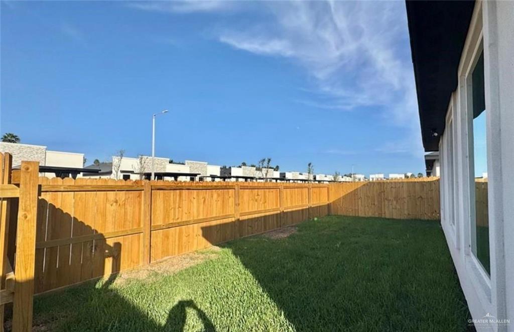 Photo 4 of 4126 Heron Avenue #123