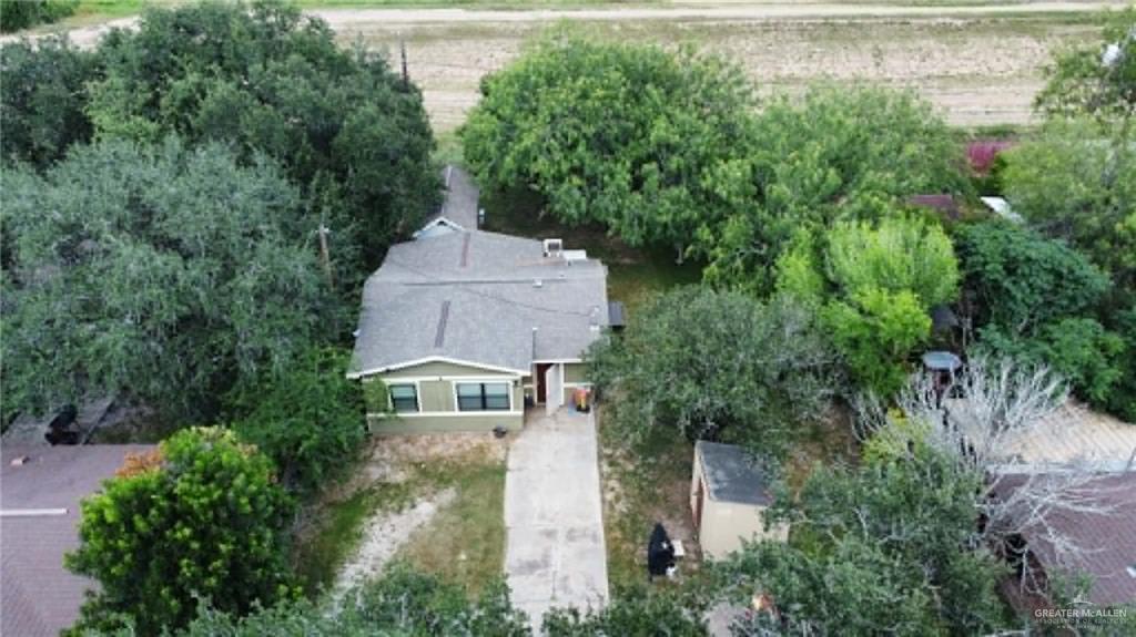 Photo 4 of 1104 Esperanza Road