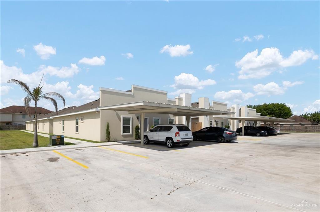 Photo 3 of 1601 Hyatt Avenue #14