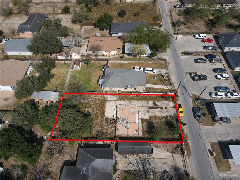Photo 8 of 911 Truman Avenue
