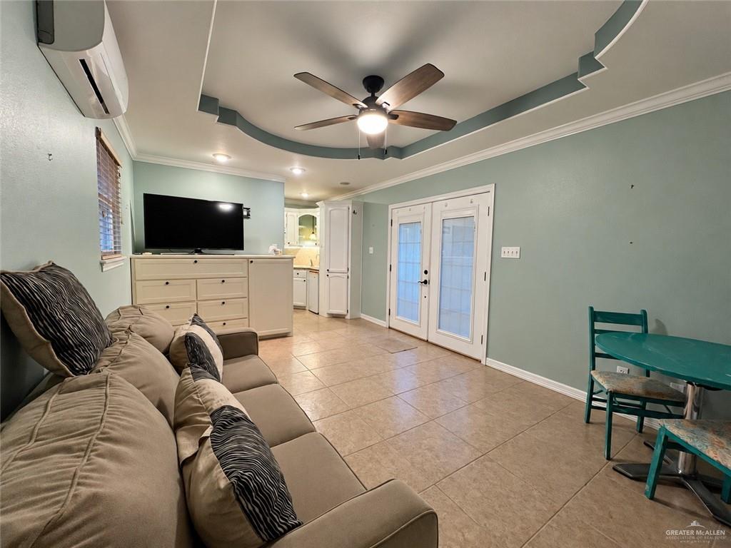 Photo 3 of 2101 Cortez West Avenue