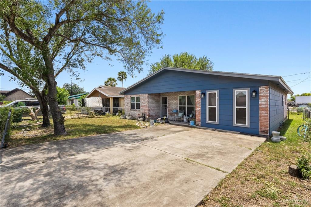 Photo 1 of 905 Bowe Street, Pharr