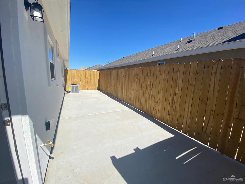 Photo 4 of 1625 Marlin Street #1