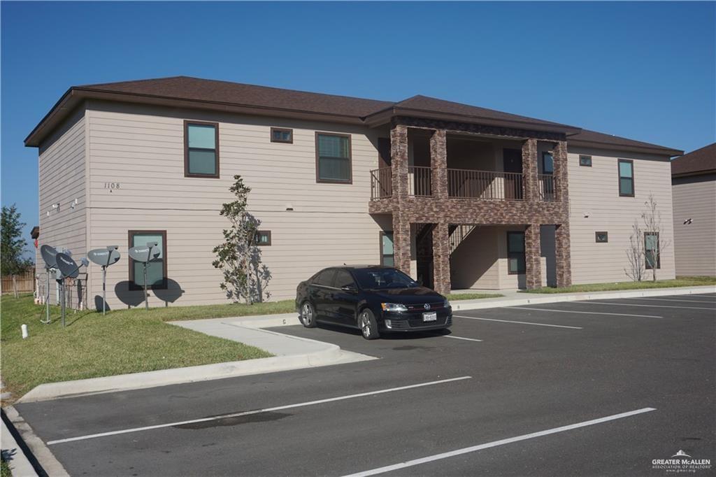 Photo 2 of 1108 Eisenhower Street #E