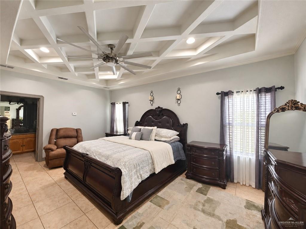 Photo 13 of 3903 Crisantema Street