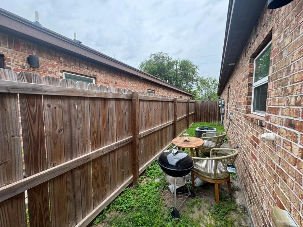 Photo 5 of 3609 Valeria Street #2
