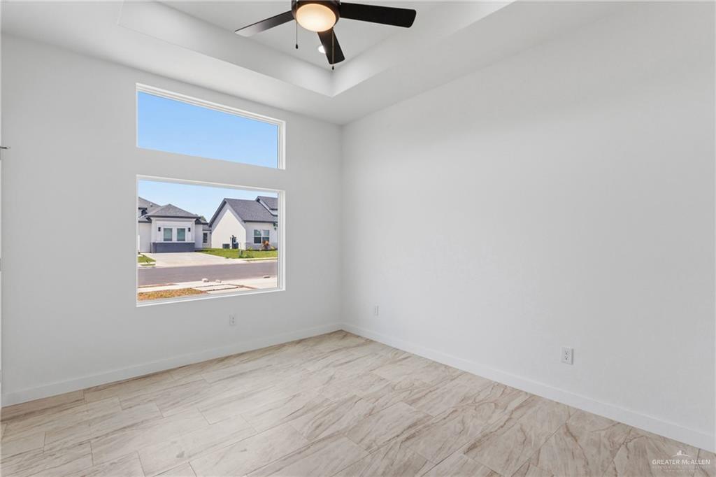 Photo 11 of 1301 Evergreen Avenue