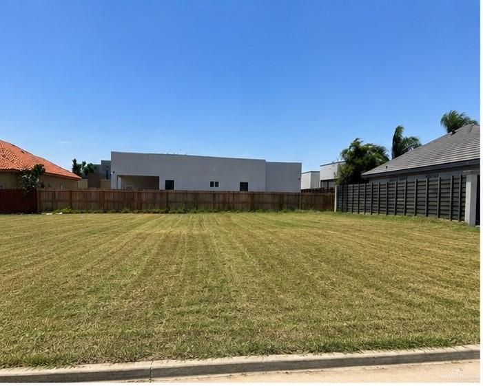 Photo 4 of 4701 Sonora Avenue