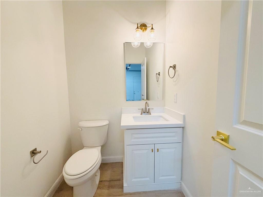 Photo 13 of 807 Ramirez Street