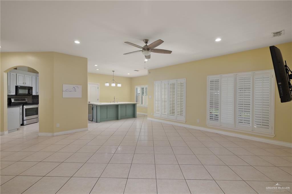 Photo 7 of 2904 Melissa Rea Drive