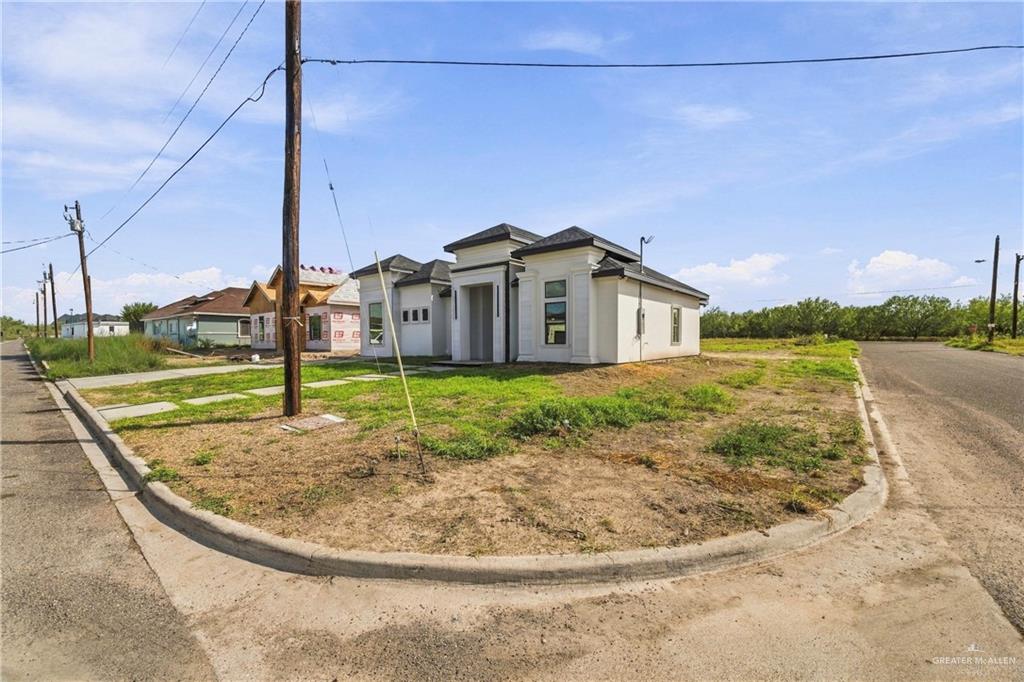 Photo 25 of 100 Los Altos Street