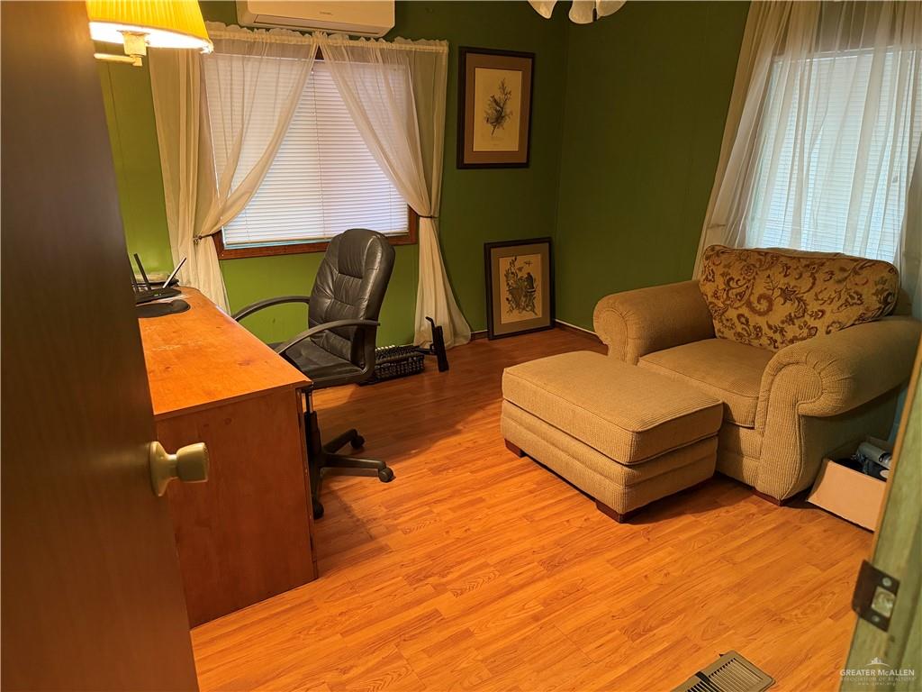 Photo 4 of 188 Lagos Vista Avenue