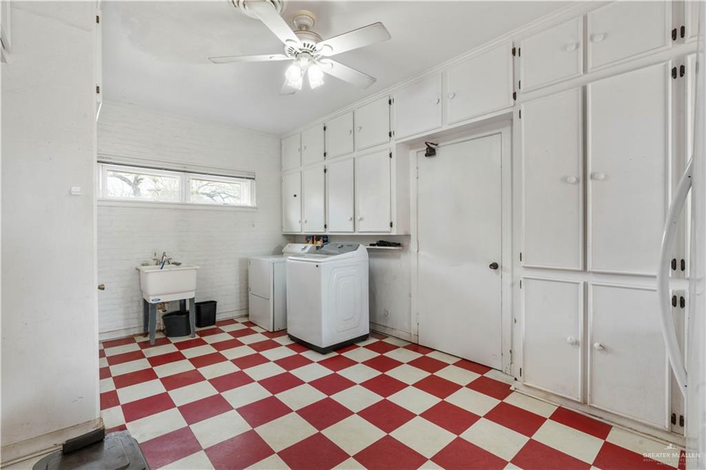 Photo 14 of 638 Rodriguez Avenue