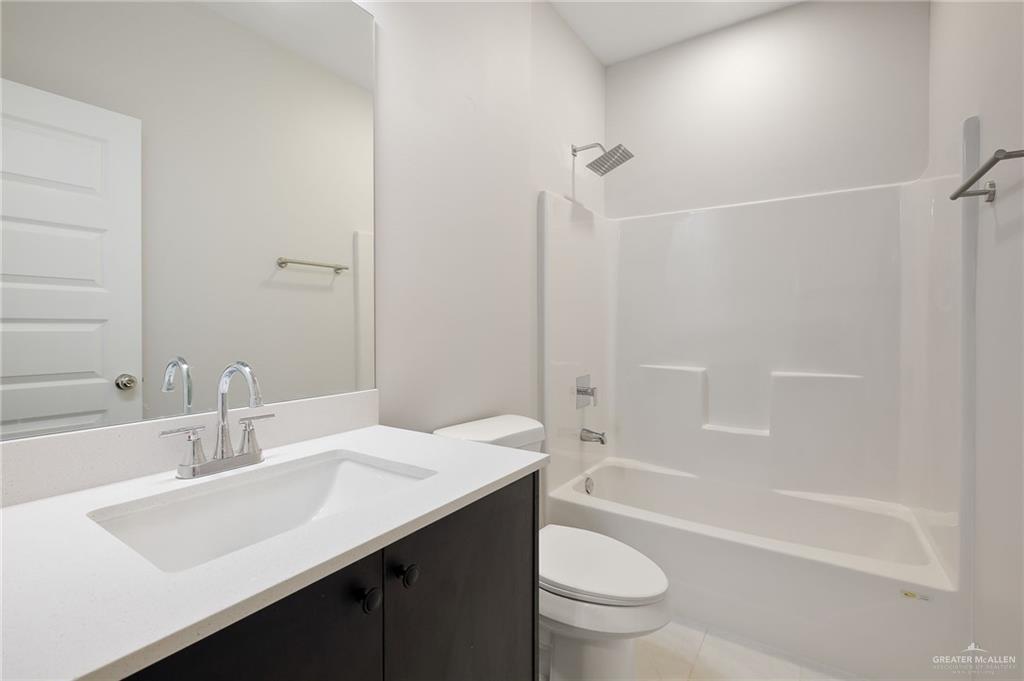 Photo 14 of 4601 Larkspur Avenue #3