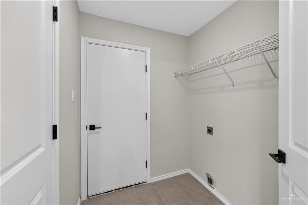 Photo 9 of 4721 Sandpiper Avenue