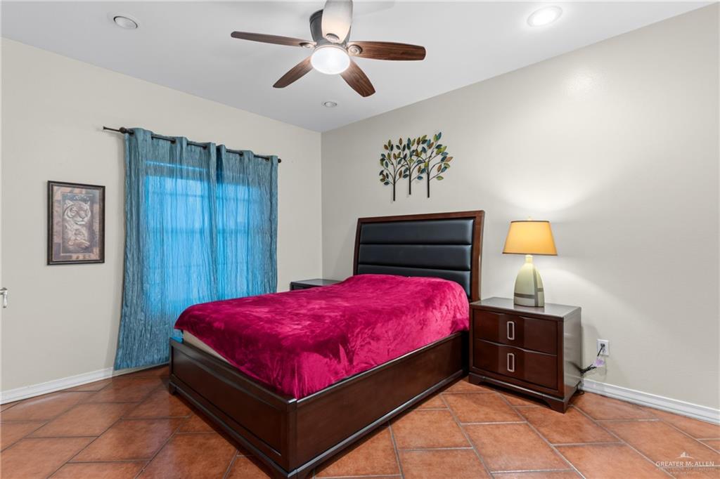 Photo 35 of 1508 Thornwood Drive