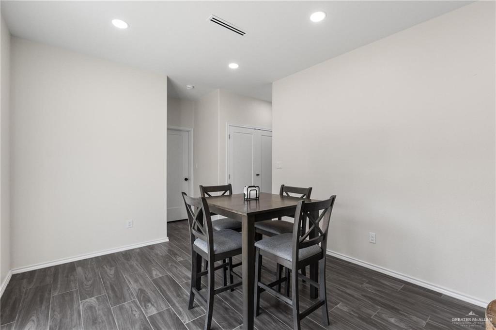 Photo 6 of 2800 Stablewood