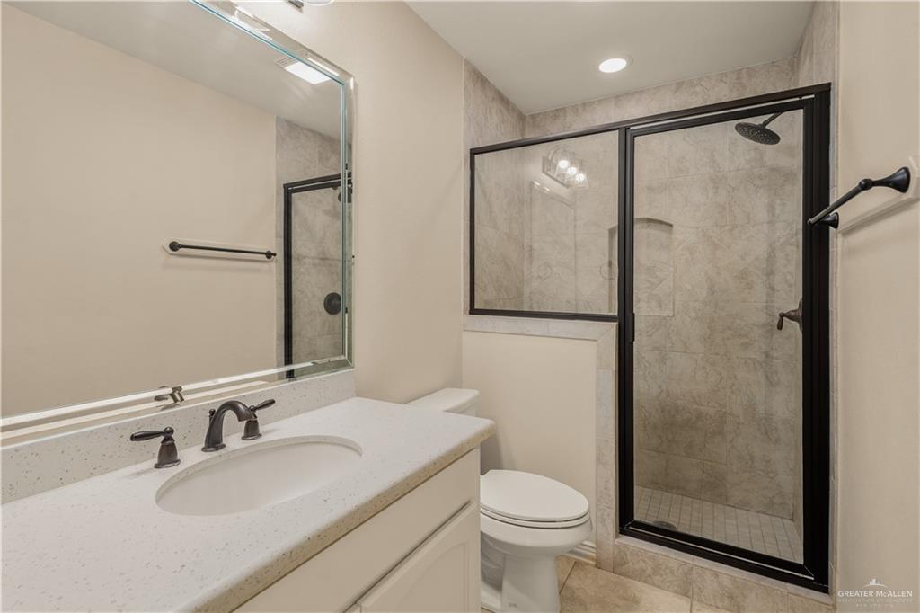 Photo 9 of 2111 26th Street