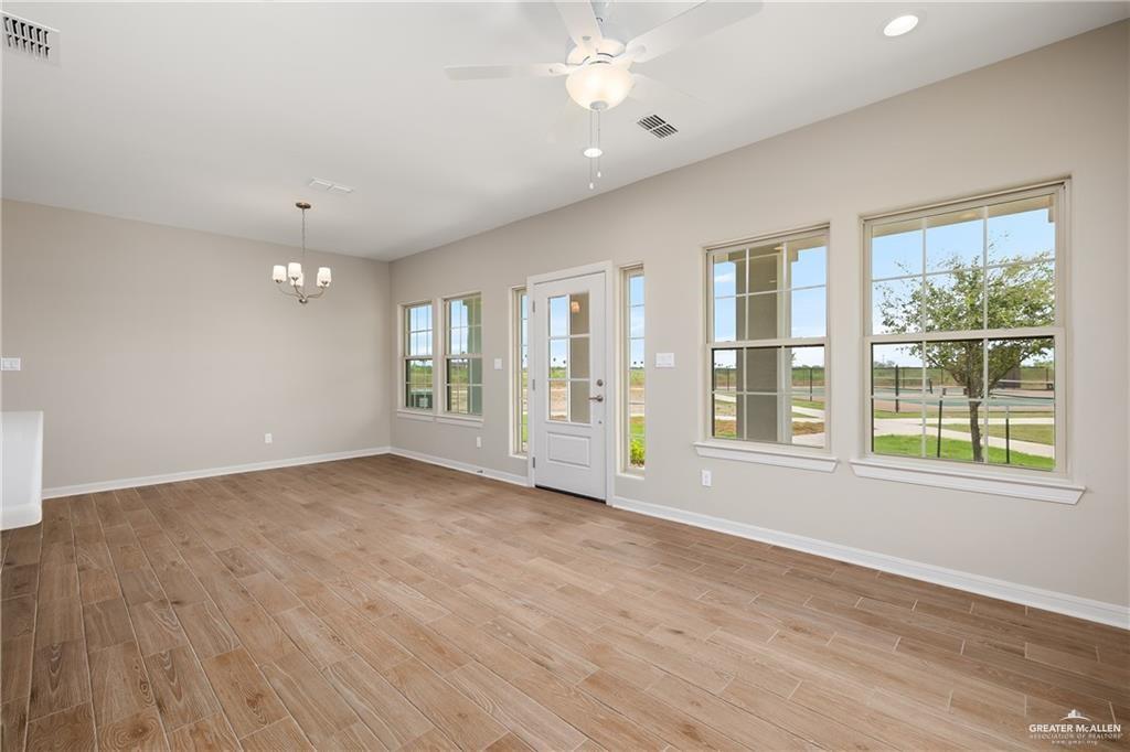 Photo 3 of 2113 Tanager Lane