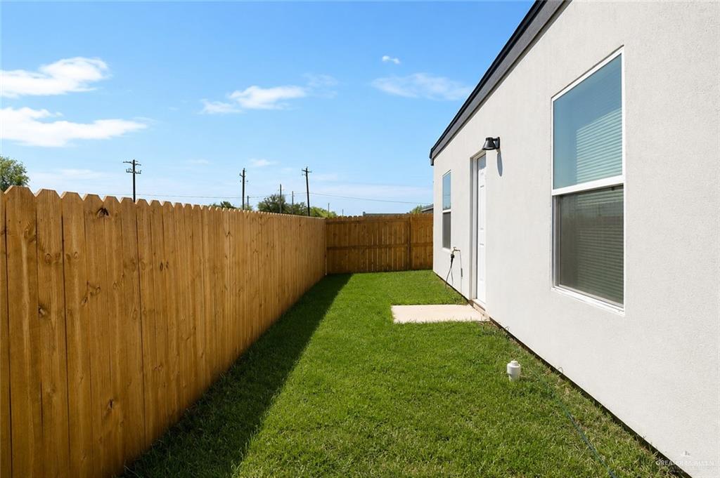 Photo 28 of 4301 Heron Avenue #12