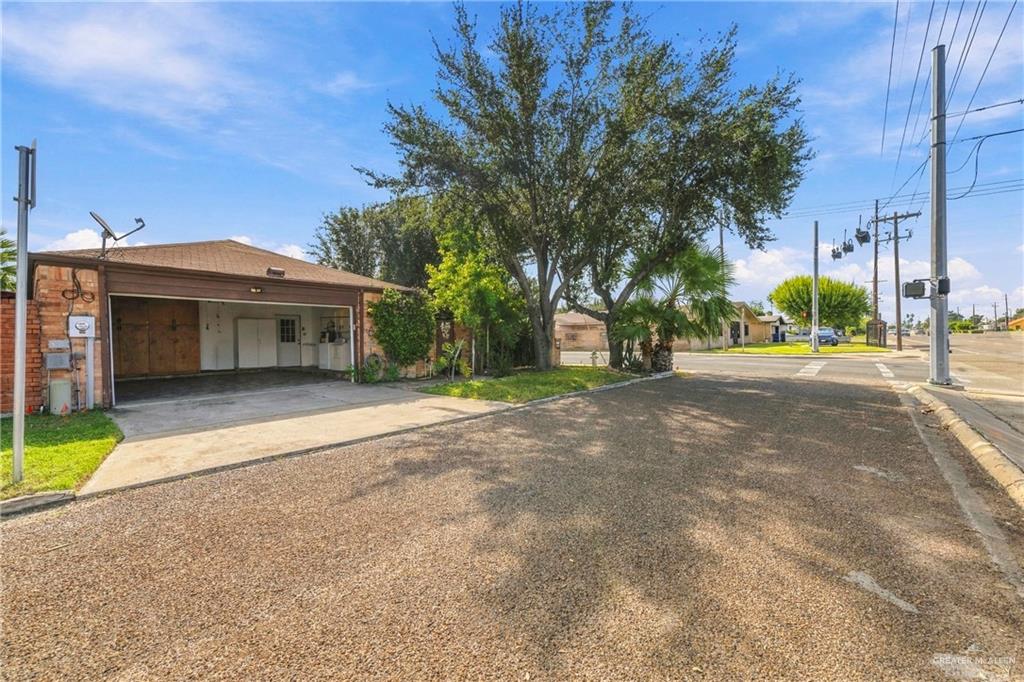 Photo 21 of 3620 Gumwood Avenue #1