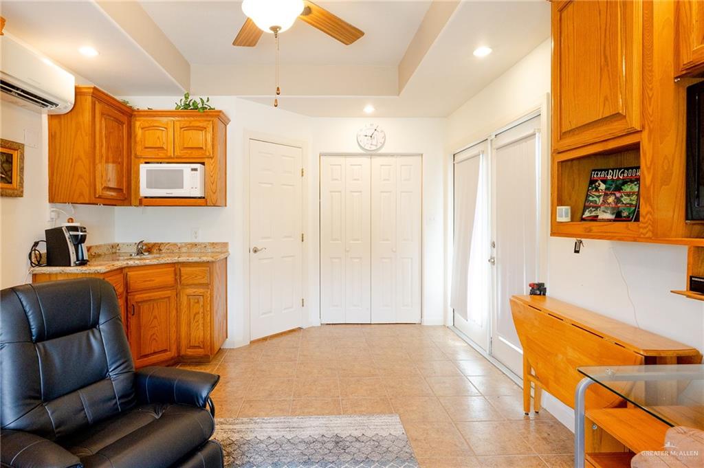 Photo 5 of 3903 Lark Drive