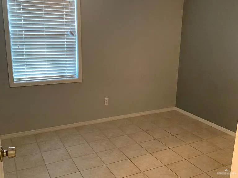 Photo 8 of 2605 Gull Avenue