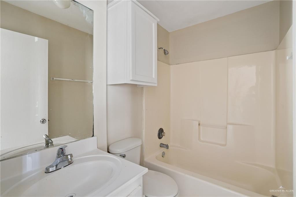 Photo 11 of 303 Gastel Circle #19