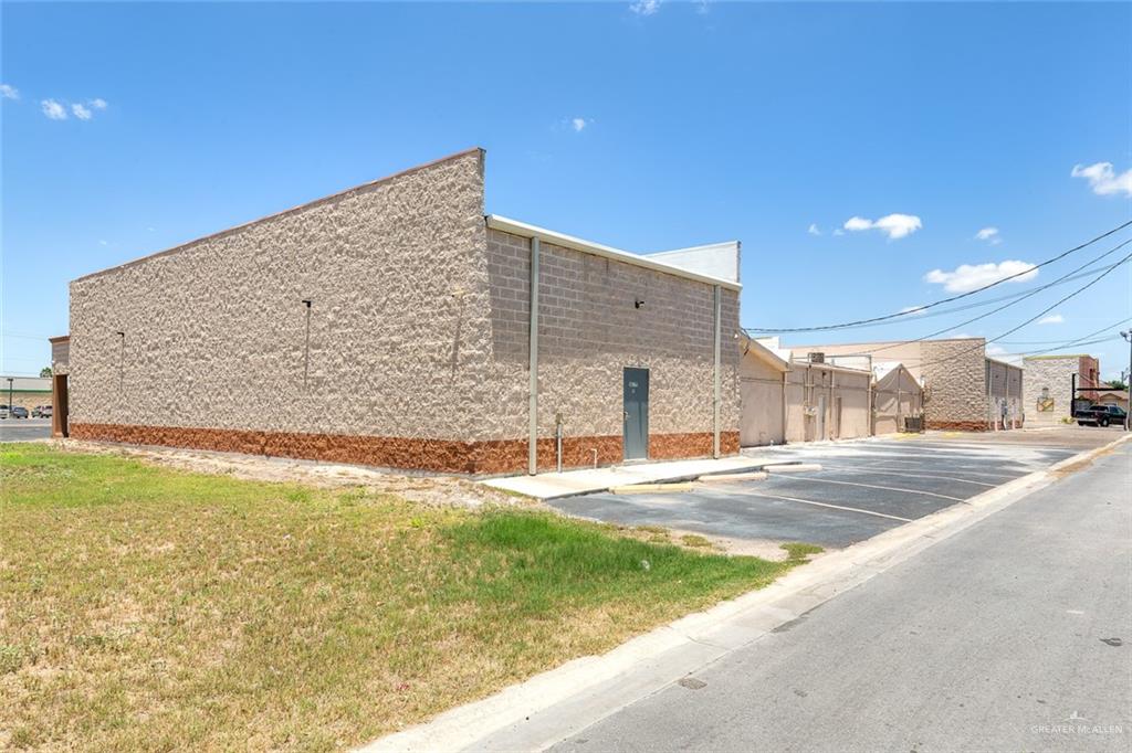 Photo 4 of 208 Alton Boulevard #F