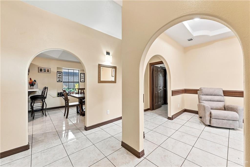 Photo 5 of 722 Apache Drive