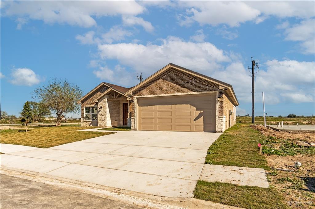 Photo 23 of 2004 Diplomat Drive