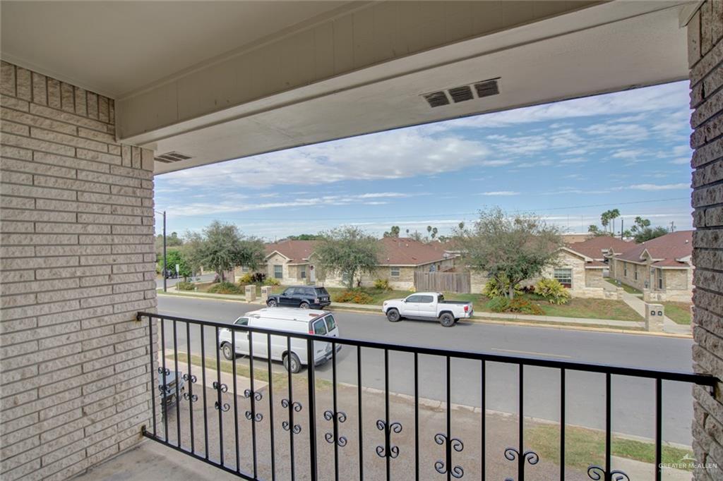Photo 14 of 2125 Kerria Avenue