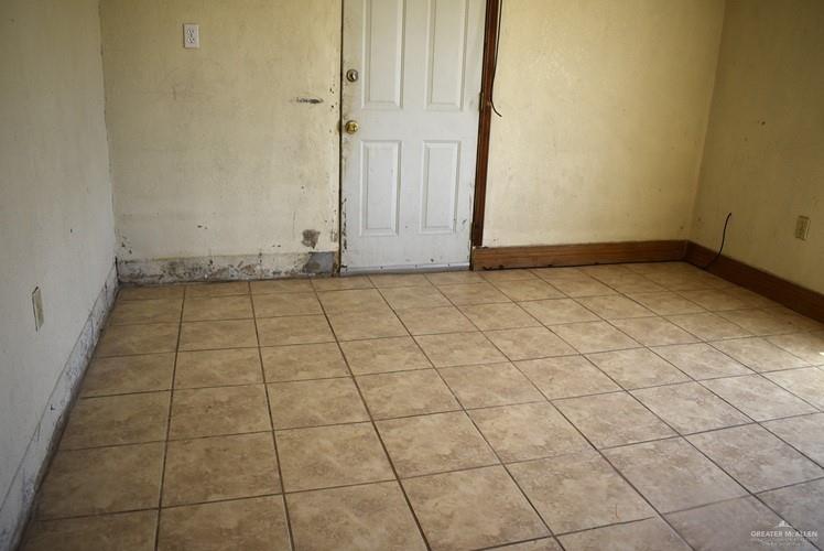 Photo 7 of 197 Valles Street