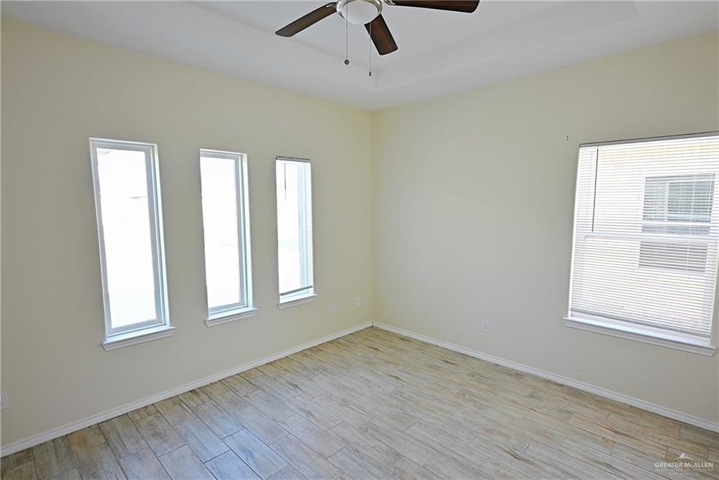 Photo 12 of 4902 Hiawatha Drive