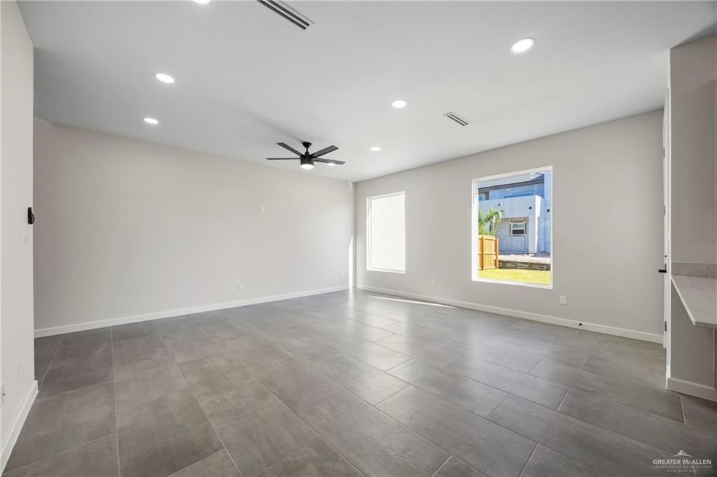Photo 4 of 2203 Dorado Drive