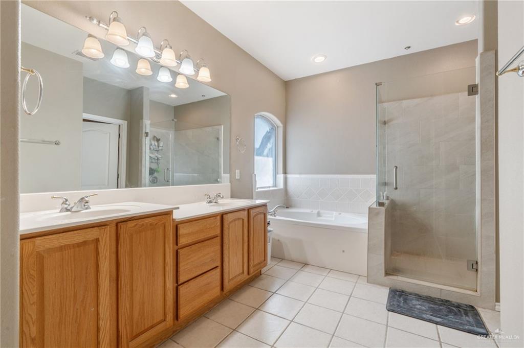Photo 14 of 2803 Nicole Drive