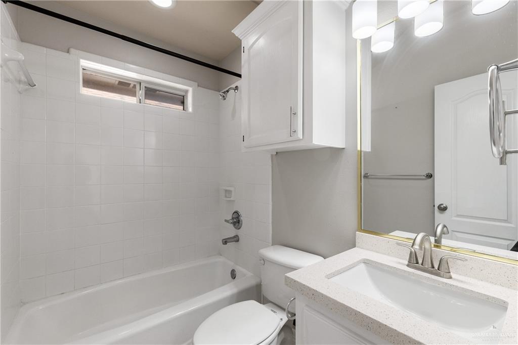 Photo 14 of 4605 Hackberry Avenue