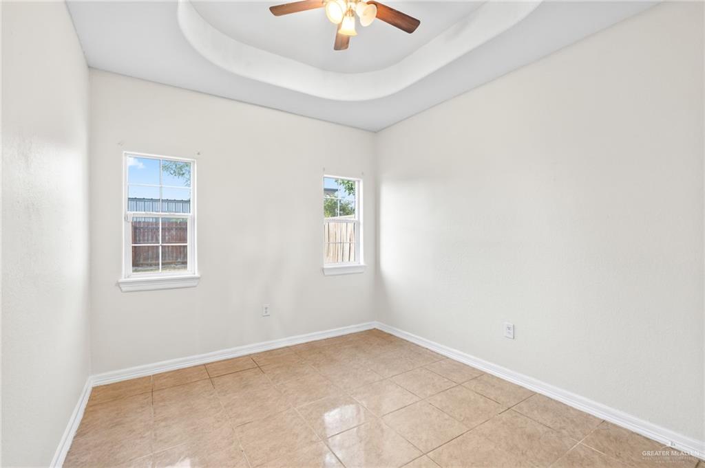 Photo 15 of 718 Ruben Street