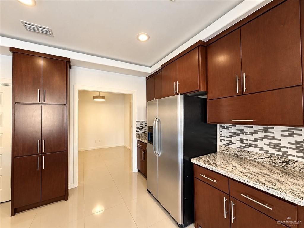 Photo 8 of 1413 Keeton Avenue #19