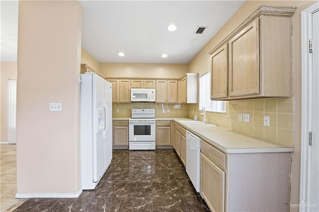 Photo 5 of 2417 Frontera Road