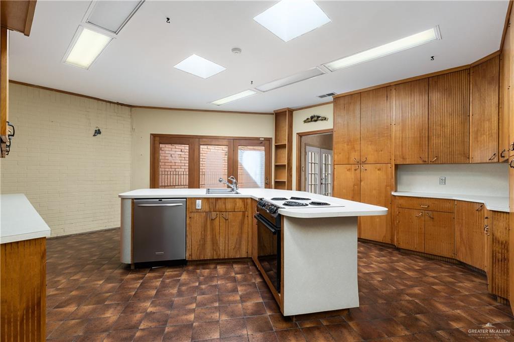 Photo 8 of 1305 3rd Street #7