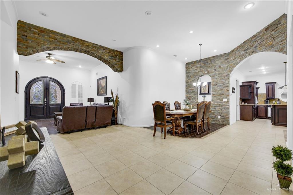 Photo 13 of 2405 Rhin Drive