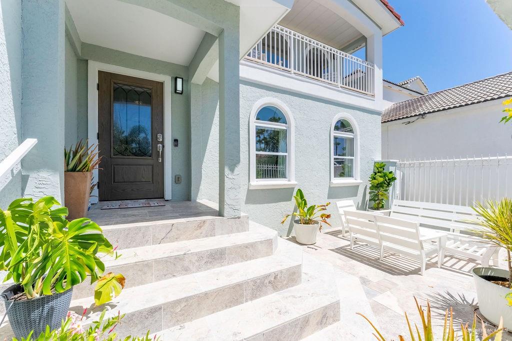 Photo 3 of 226 Sunset Drive