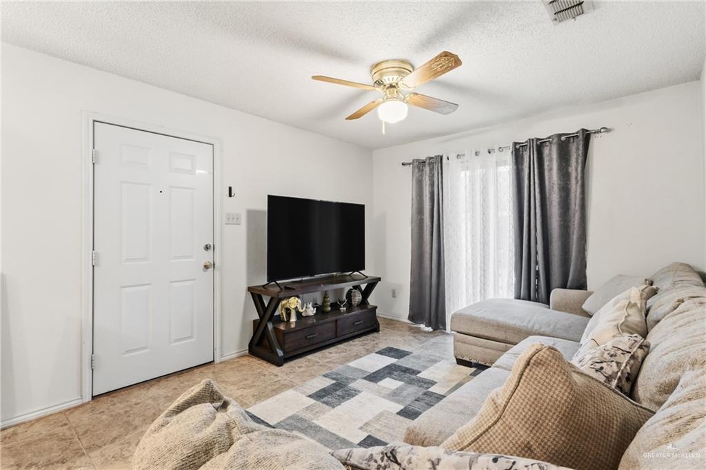 Photo 3 of 1500 Evergreen Avenue #26