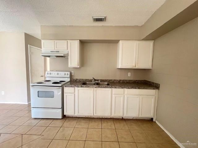 Photo 2 of 821 1st Street #2