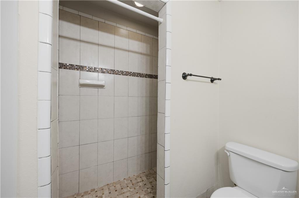 Photo 11 of 3900 Ware Del Norte Road